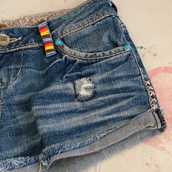 YNQ Denim Short Shorts - Picture 5 of 9